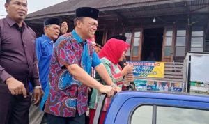 Bakal Calon Walikota dan Wakil Walikota Pagar Alam Hepy- Efsi Mendaftarkan Diri ke KPUD