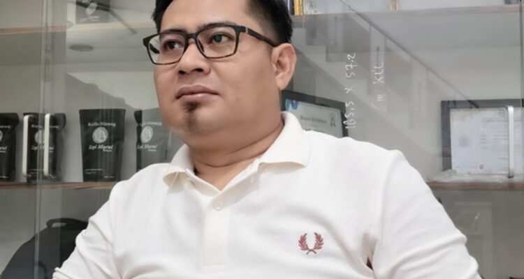 Pemerhati politik dan pemerintahan, Andri Kurniawan