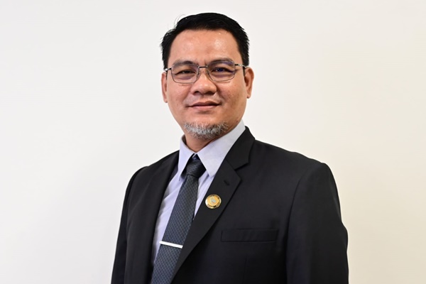 Rektor baru, UBP Karawang Assoc. Prof. Dr. H. Budi Rismayadi, S.E., M.M
